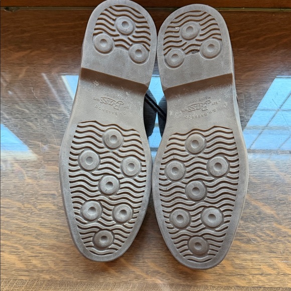 G.H. Bass & Co. Pasadena buck leather Oxford shoes - Picture 9 of 10